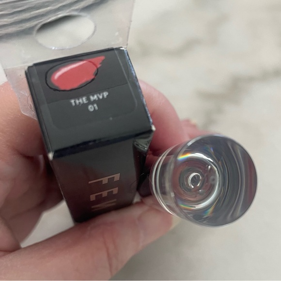 Fenty Beauty Fenty Icon Velvet Liquid Lipstick - The MVP - NIB - Picture 8 of 9
